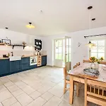 Zvonkova By Interhome Daire *