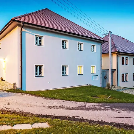 Apartmán Zvonkova By Interhome Horní Planá
